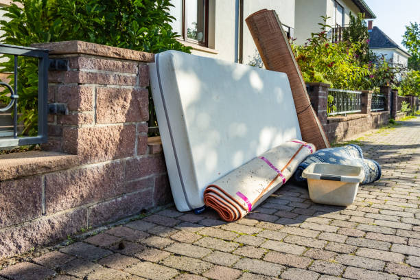 Best Basement Cleanout  in Medford, MA